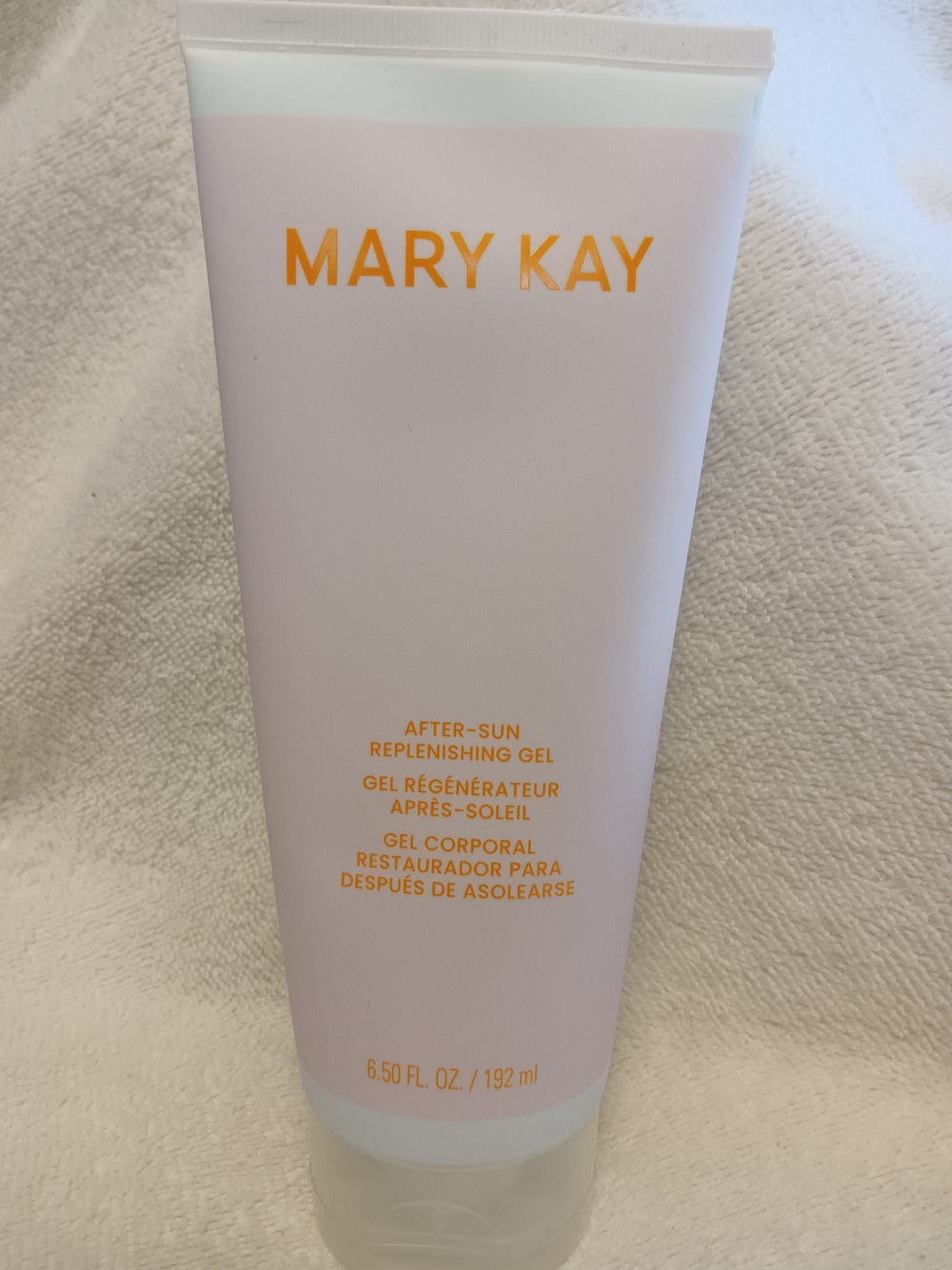 Mary Kay After-Sun Replenishing Gel — Pale Pink Tube